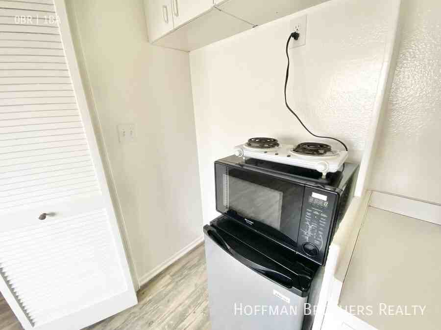 3500 Mentone Ave #201 - Photo 4 of 6