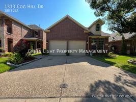 featured image of 1313 Cog Hill Dr