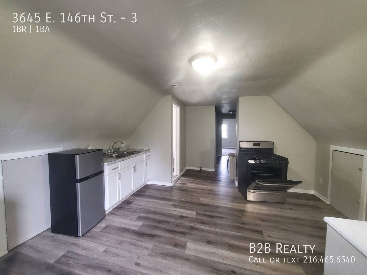 3645 E 146th St #3 - Photo 2 of 7