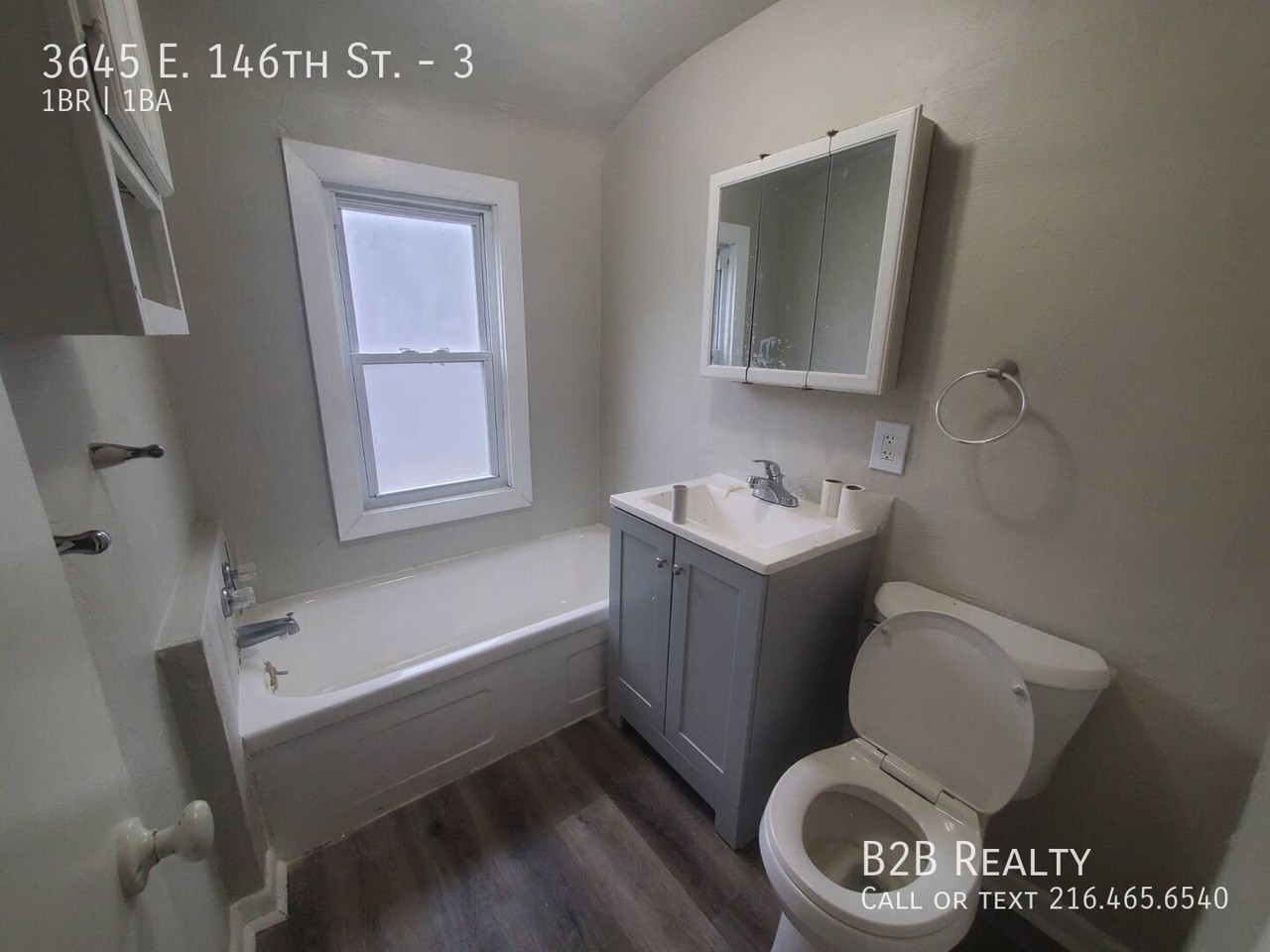 3645 E 146th St #3 - Photo 5 of 7