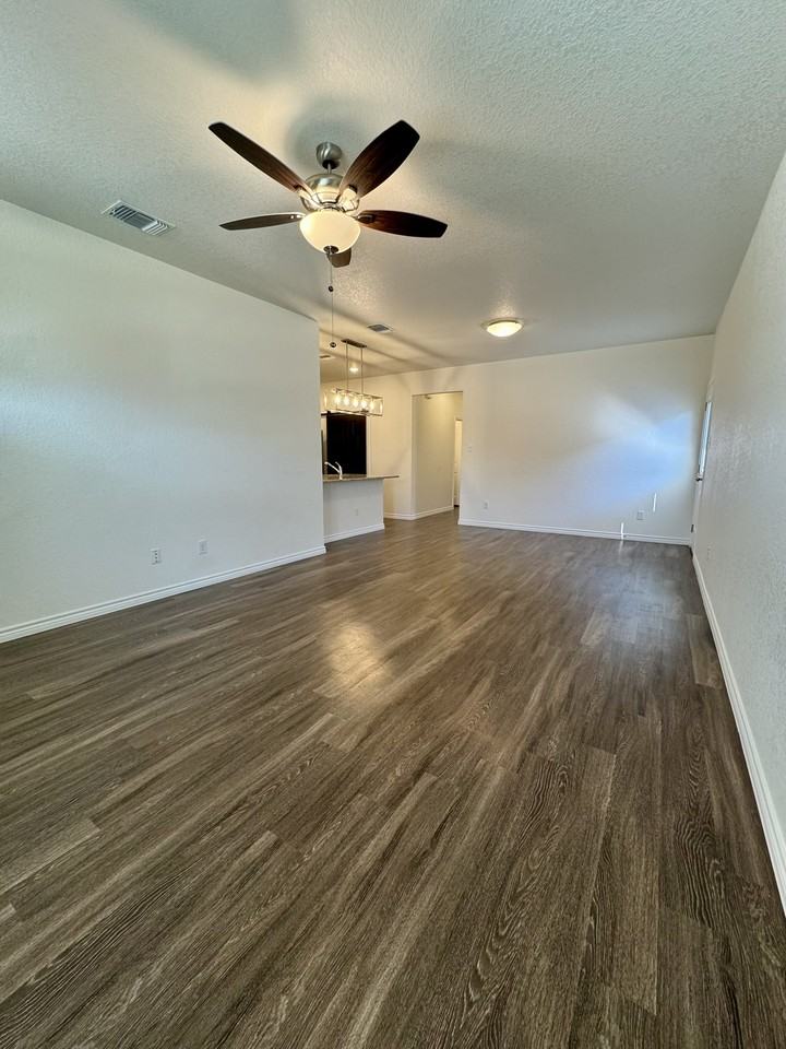 5107 Rose Garden Loop #5107 - Photo 4 of 25