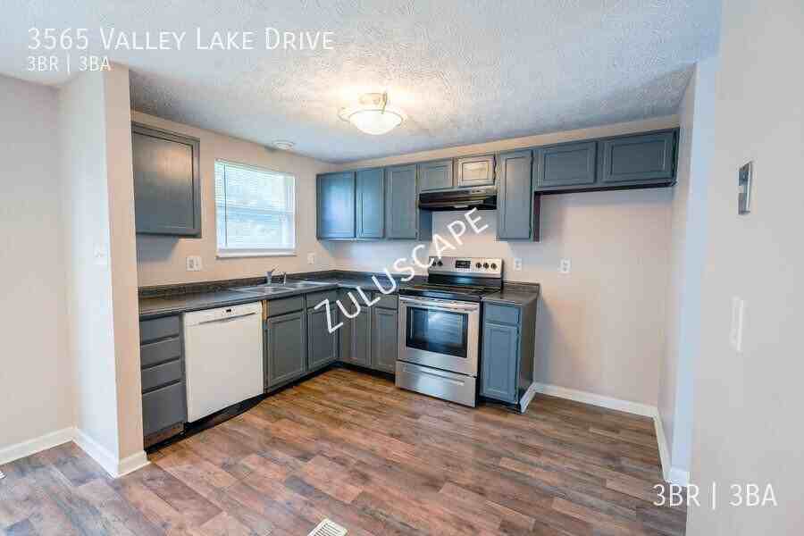 3565 Valley Lake Dr - Photo 5 of 24
