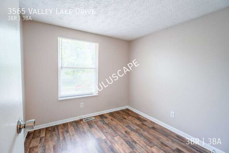 3565 Valley Lake Dr - Photo 7 of 24