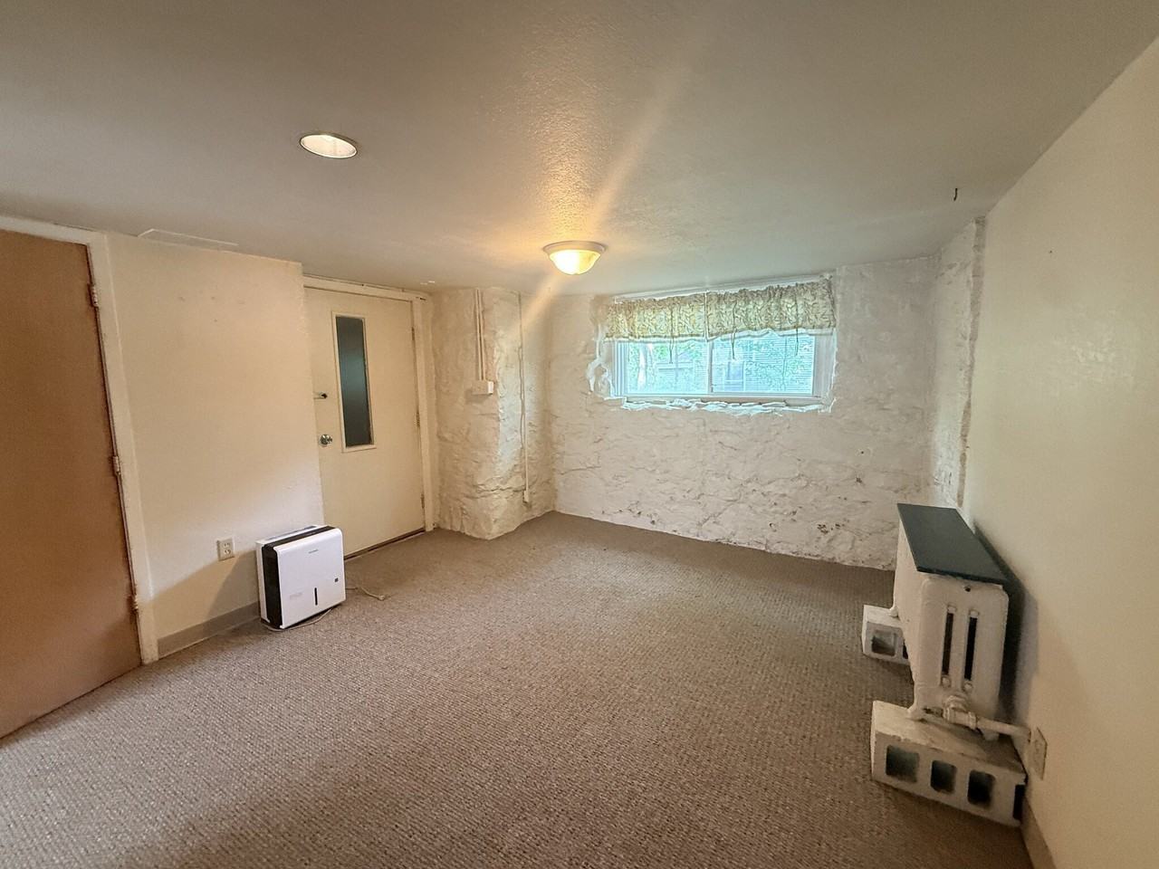 230 N 16th Ave E #1 - Photo 6 of 10
