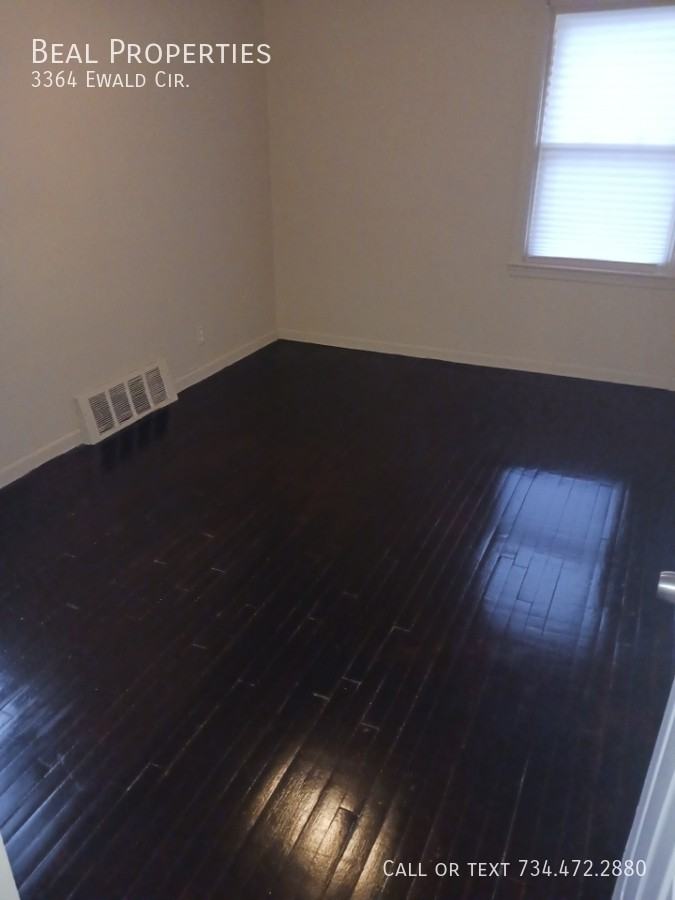 3364 Ewald Cir - Photo 3 of 22