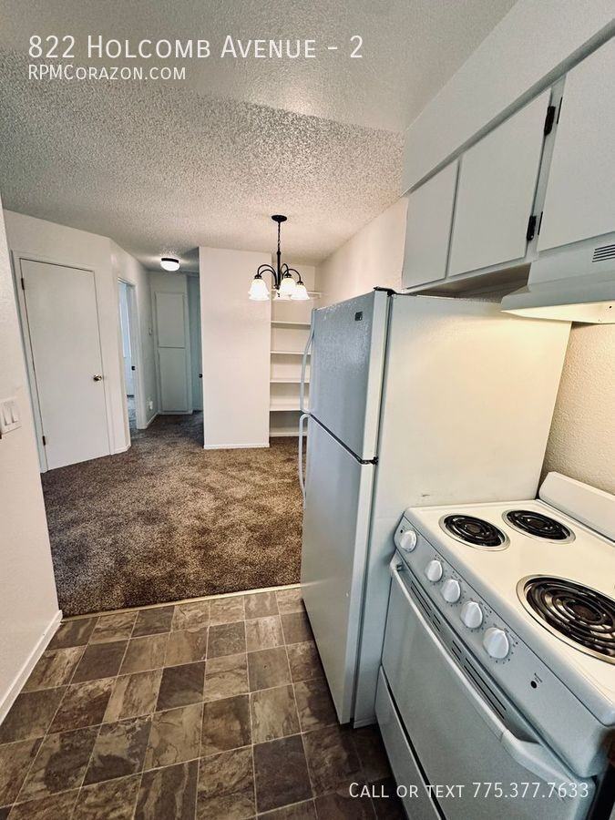 822 Holcomb Ave #2 - Photo 5 of 9