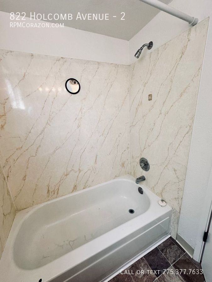 822 Holcomb Ave #2 - Photo 7 of 9