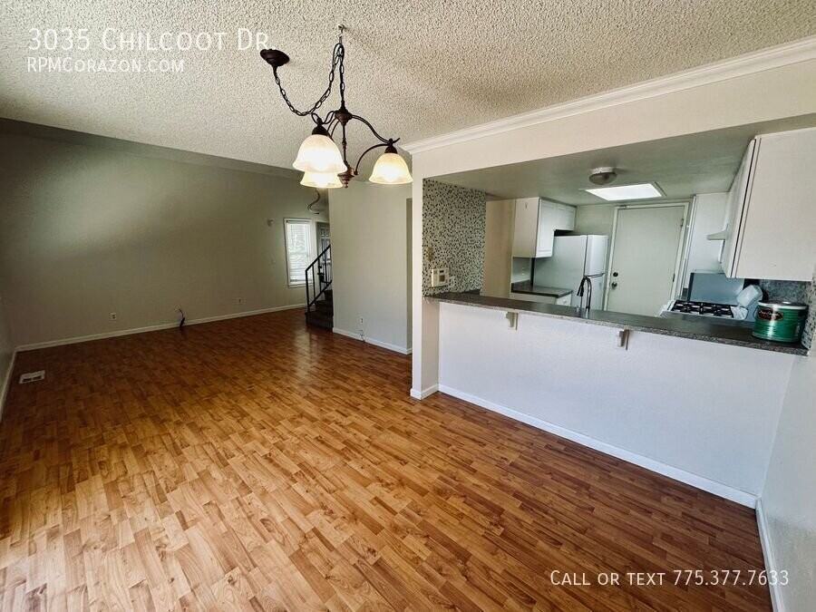 3035 Chilcoot Dr - Photo 4 of 29