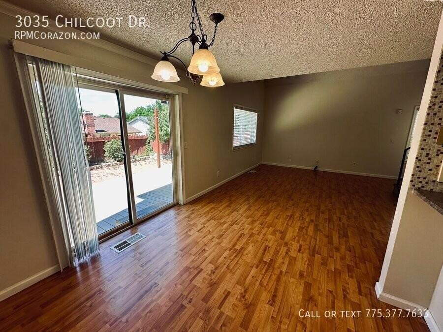 3035 Chilcoot Dr - Photo 7 of 29