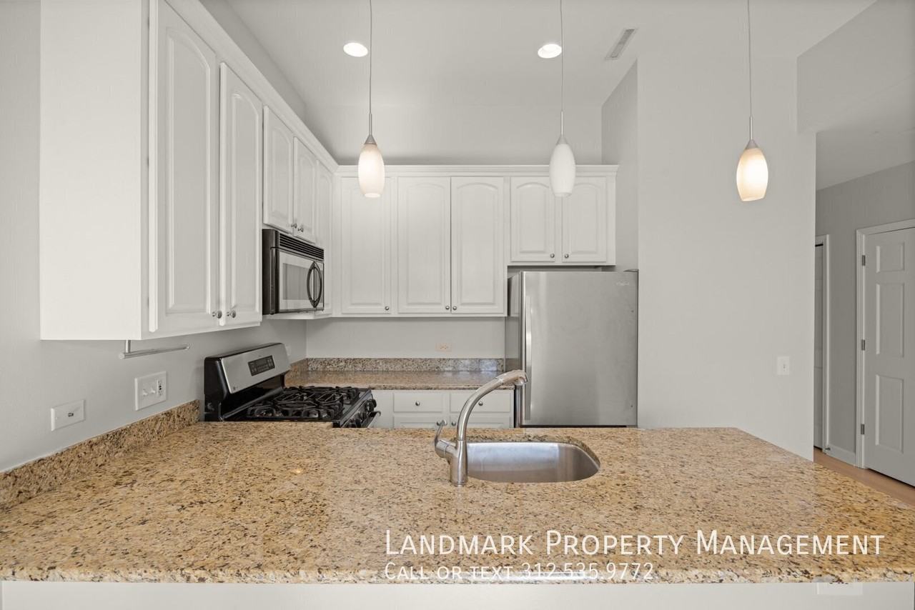 1546 N Hudson Ave Apt 2 - Photo 5 of 28