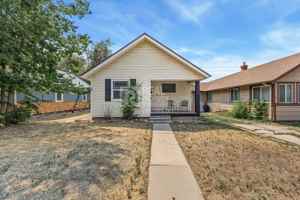 featured image of 3059 S Lincoln St