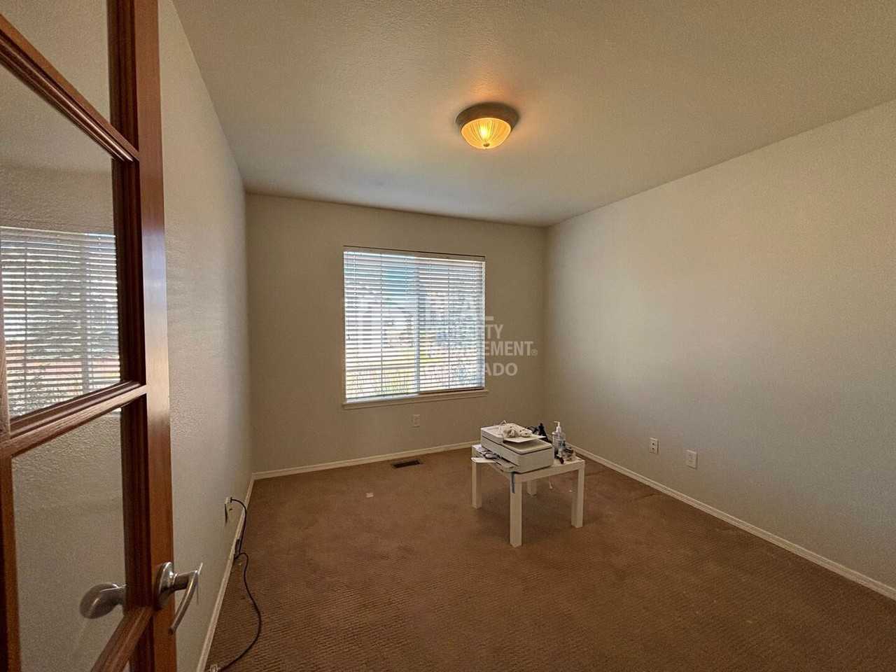 15605 Coquina Dr - Photo 6 of 17