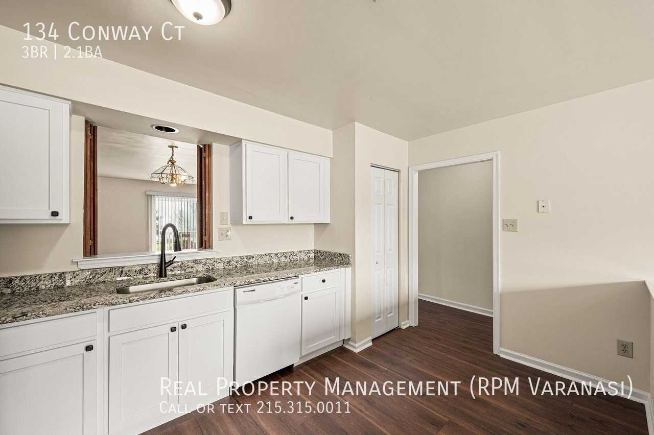 134 Conway Ct - Photo 3 of 37