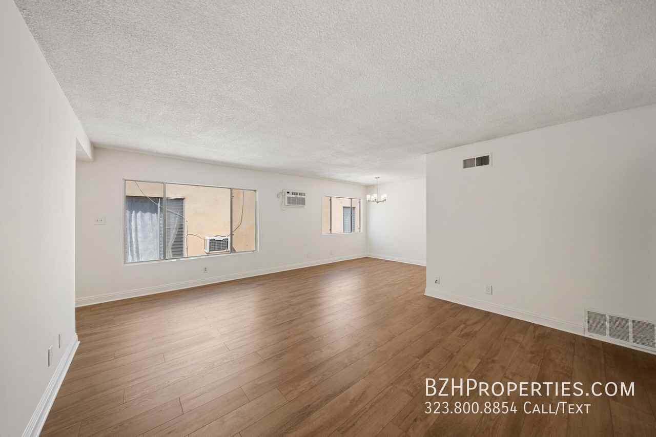 1050 S Wooster St #5 - Photo 2 of 17