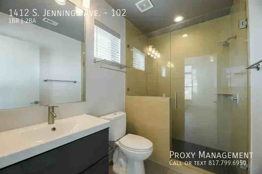 1412 S Jennings Ave #102 - Photo 5 of 10