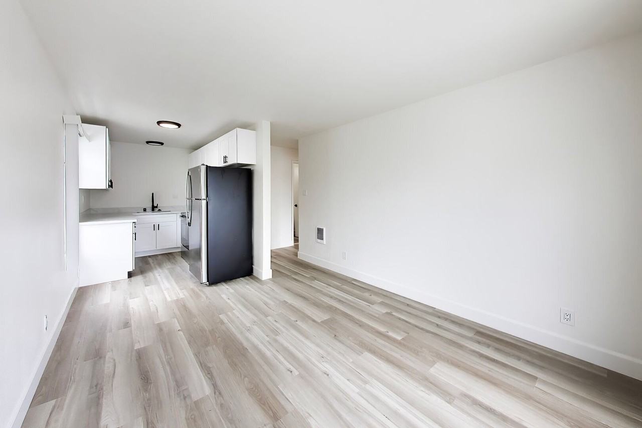 486 Beech St #01 - Photo 4 of 21