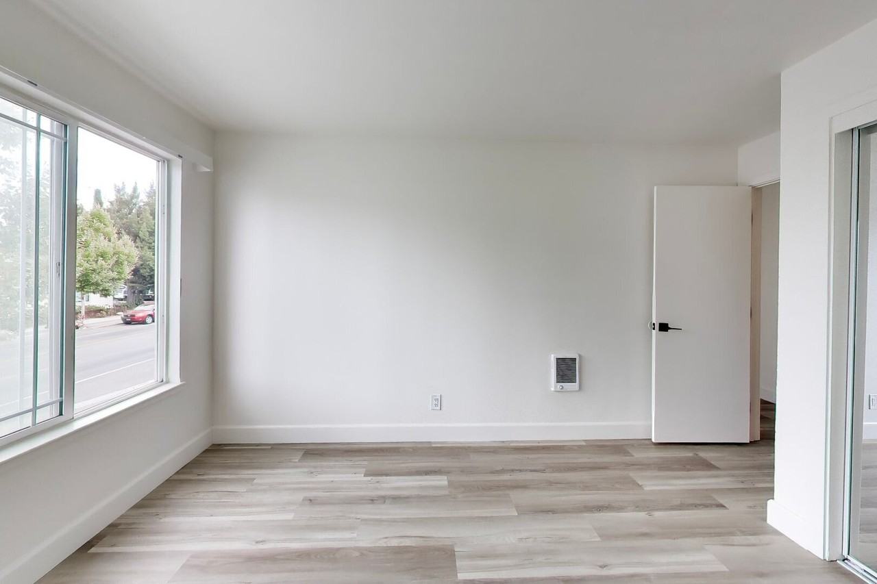 486 Beech St #01 - Photo 6 of 21