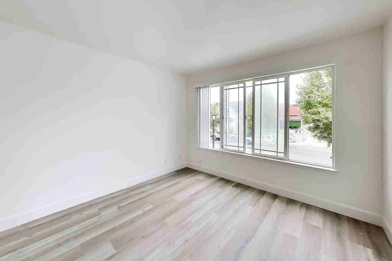 486 Beech St #01 - Photo 7 of 21