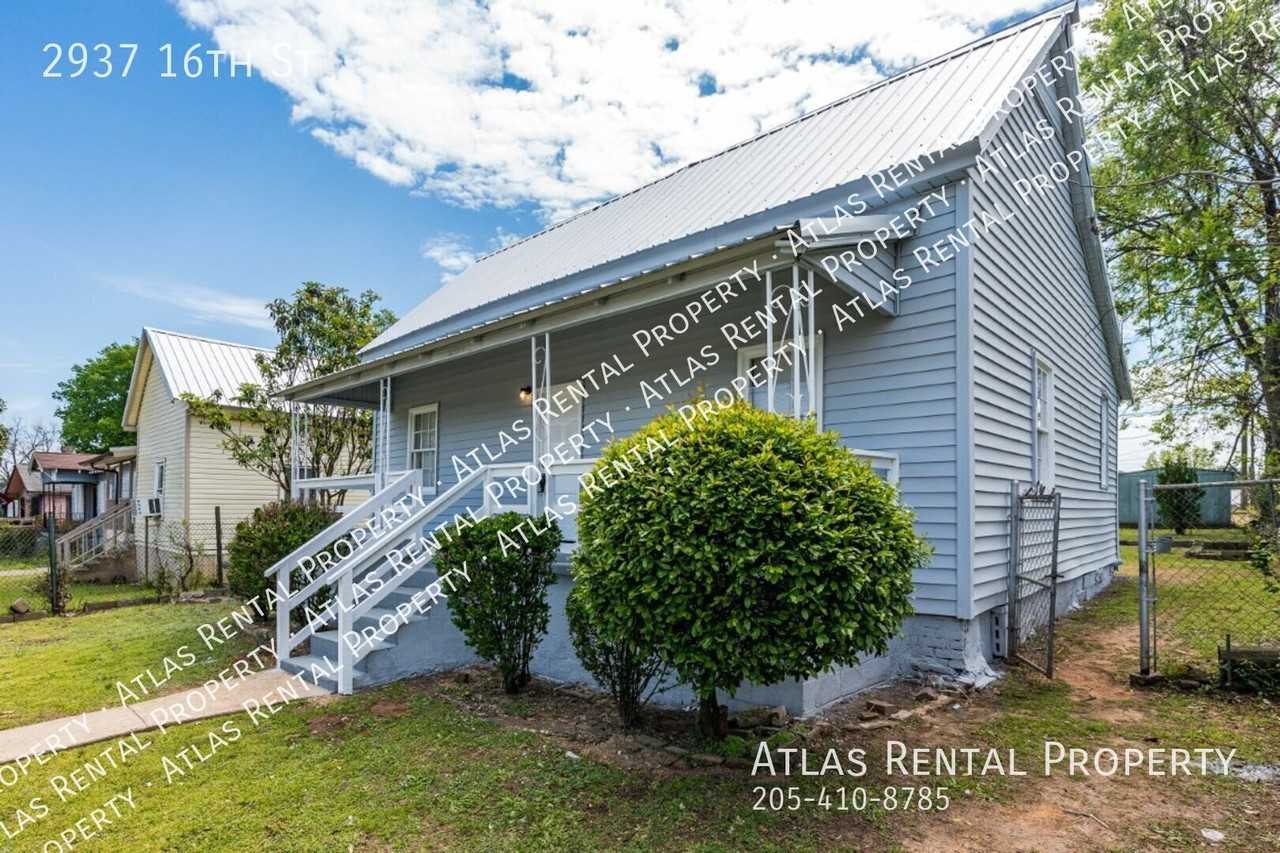 2937 16th St - Photo 2 of 30