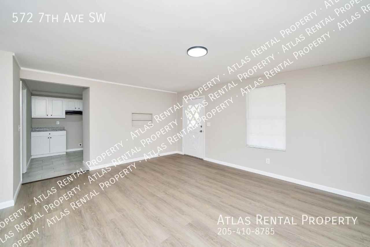 572 7th Ave Sw - Photo 7 of 22