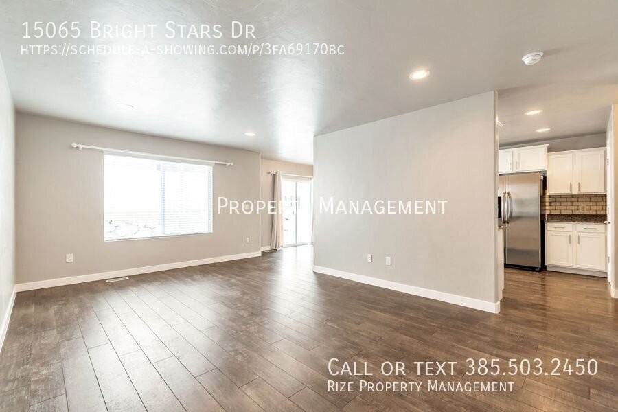 15065 S Bright Stars Dr - Photo 3 of 18