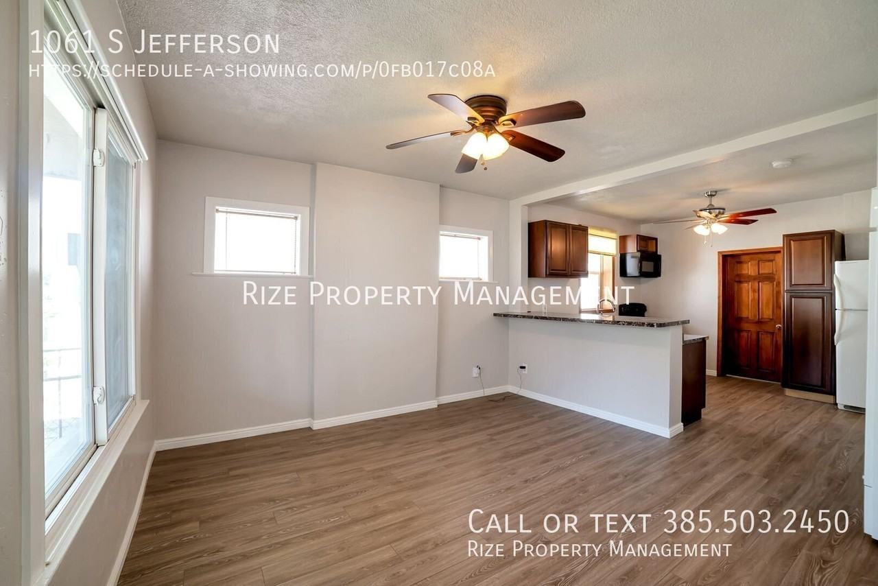 1061 S Jefferson St - Photo 6 of 14