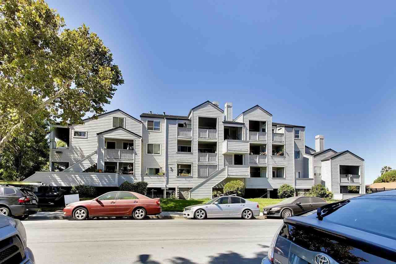 1953 Via Reggio Court - Photo 6 of 7