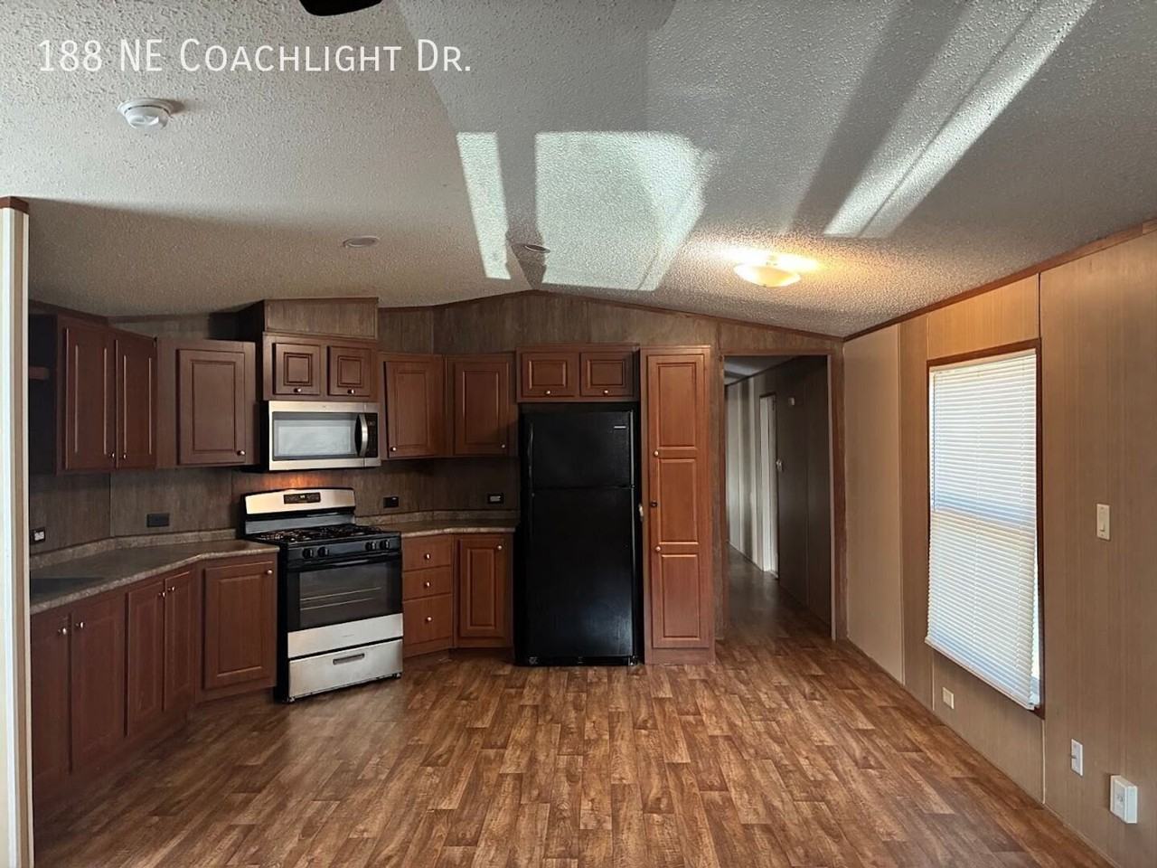 188 Ne Coachlight Dr - Photo 5 of 20