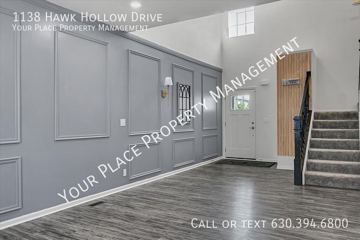1138 Hawk Hollow Dr - Photo 2 of 25