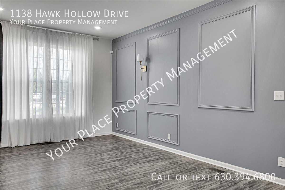 1138 Hawk Hollow Dr - Photo 3 of 25