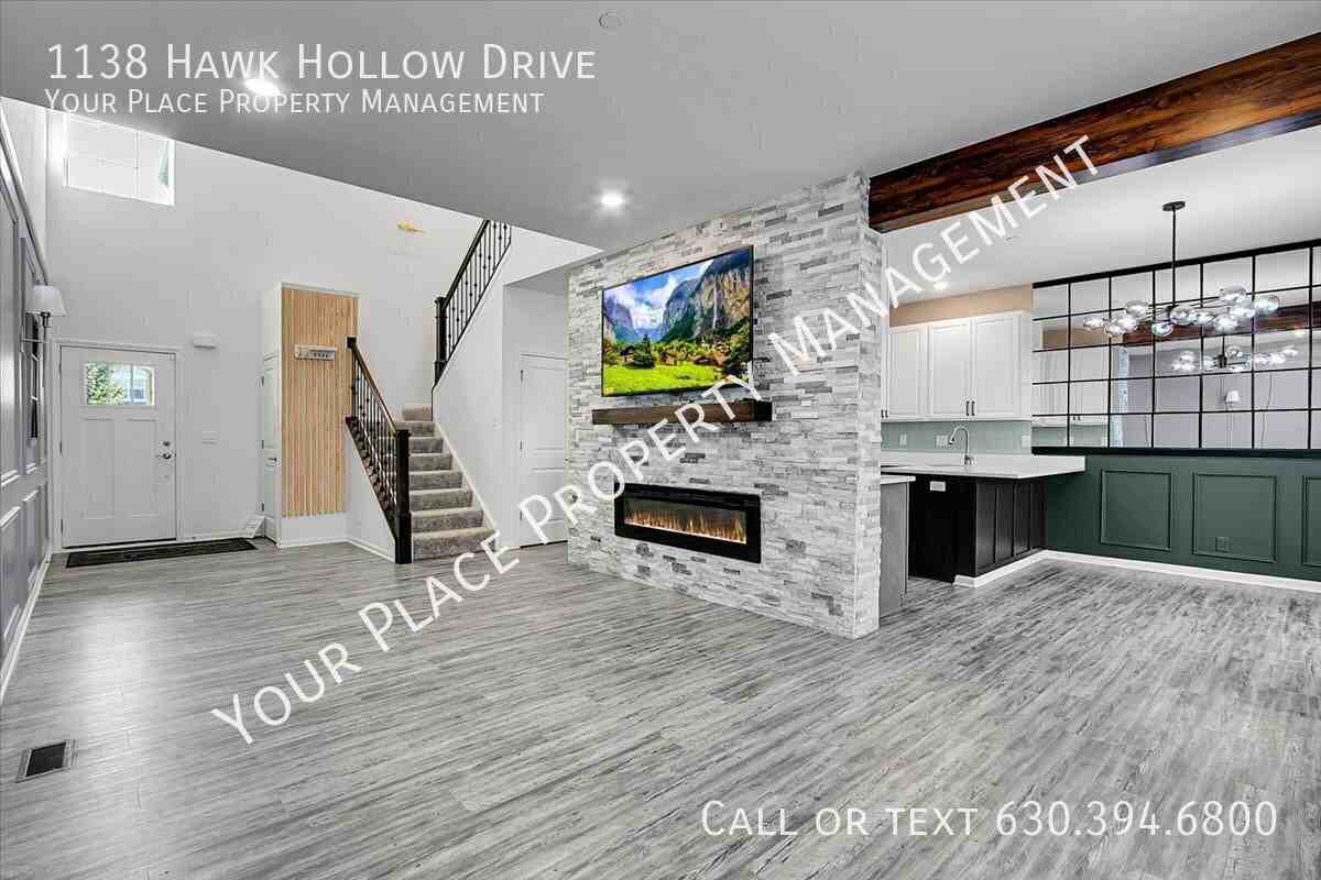 1138 Hawk Hollow Dr - Photo 5 of 25