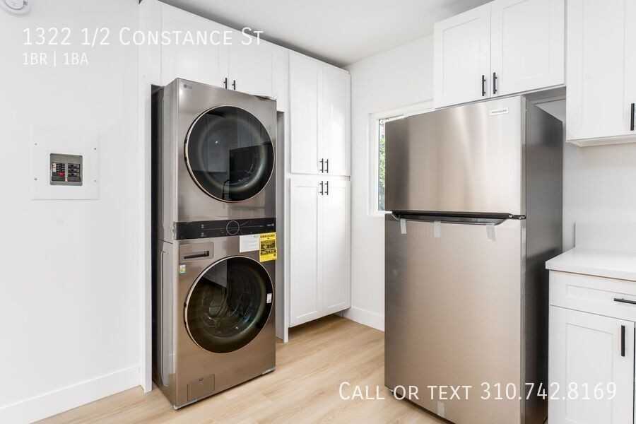 1322 1/2 Constance St - Photo 2 of 19