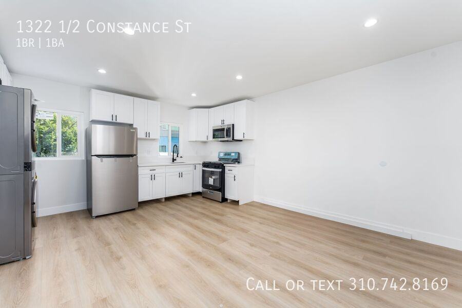 1322 1/2 Constance St - Photo 5 of 19