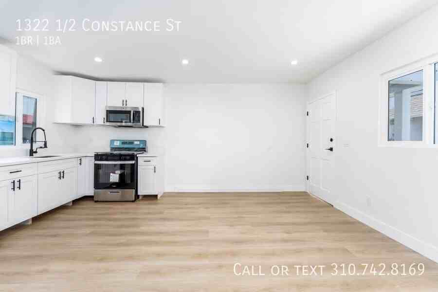 1322 1/2 Constance St - Photo 6 of 19