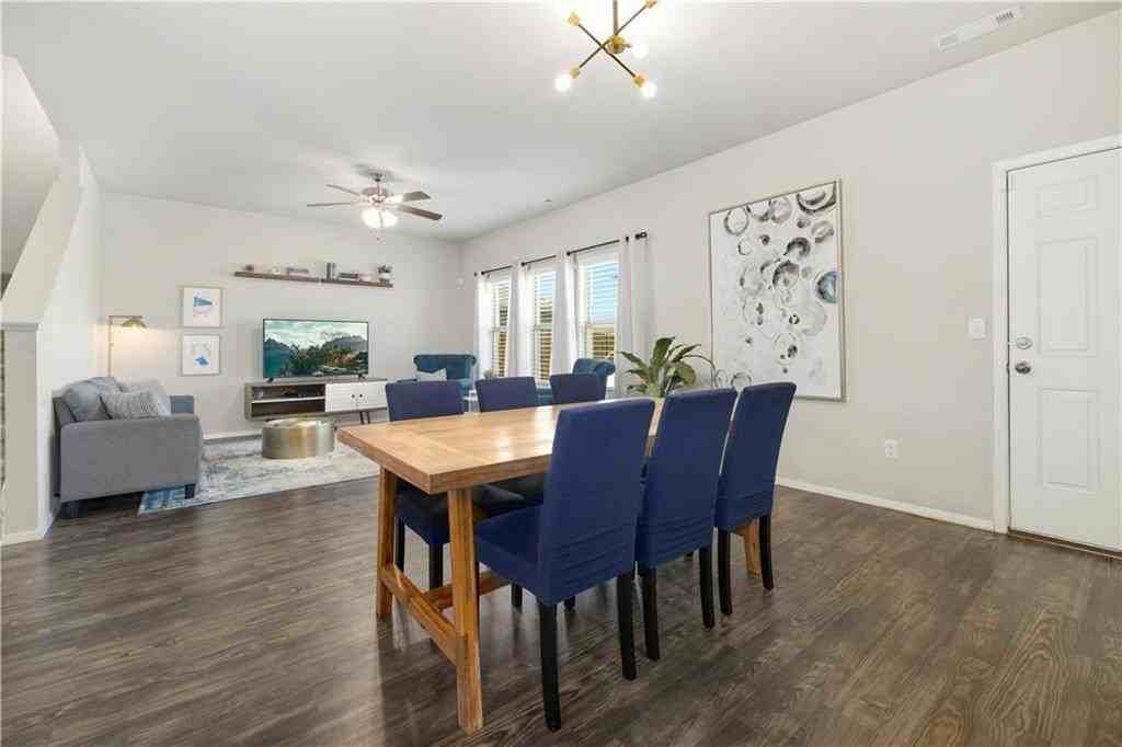 1209 S Ivory Bill Ln - Photo 6 of 18