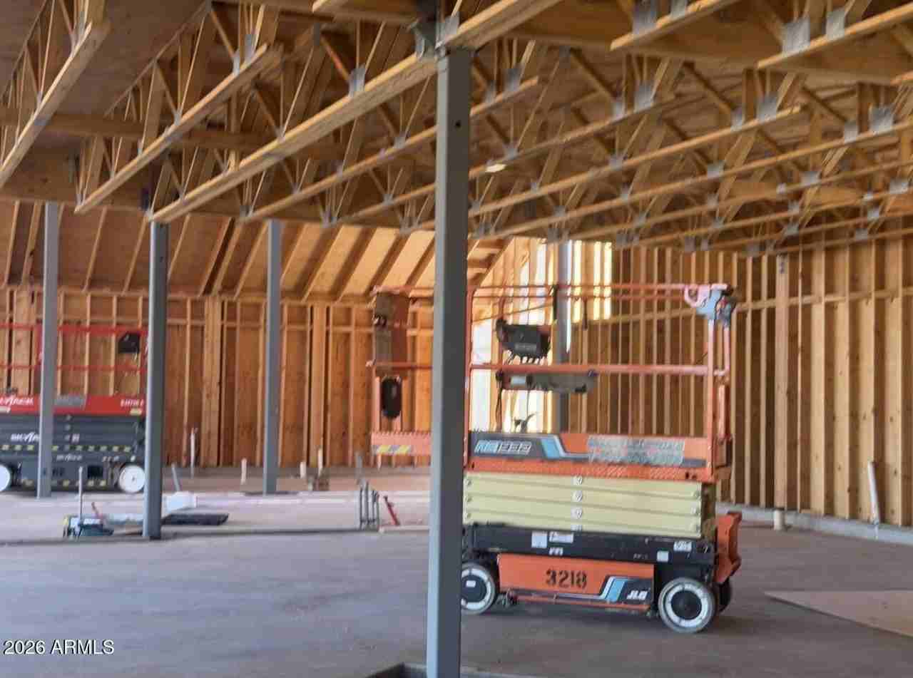 5135 W Southern Ave - Photo 6 of 9