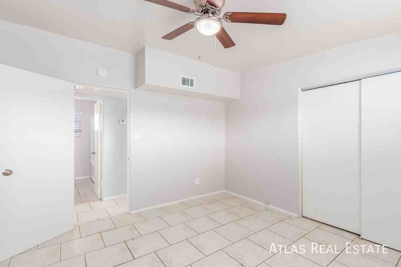 2124 W Turney Ave - Photo 7 of 16