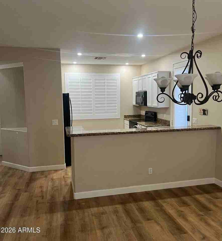 5343 E Holmes Ave - Photo 5 of 31