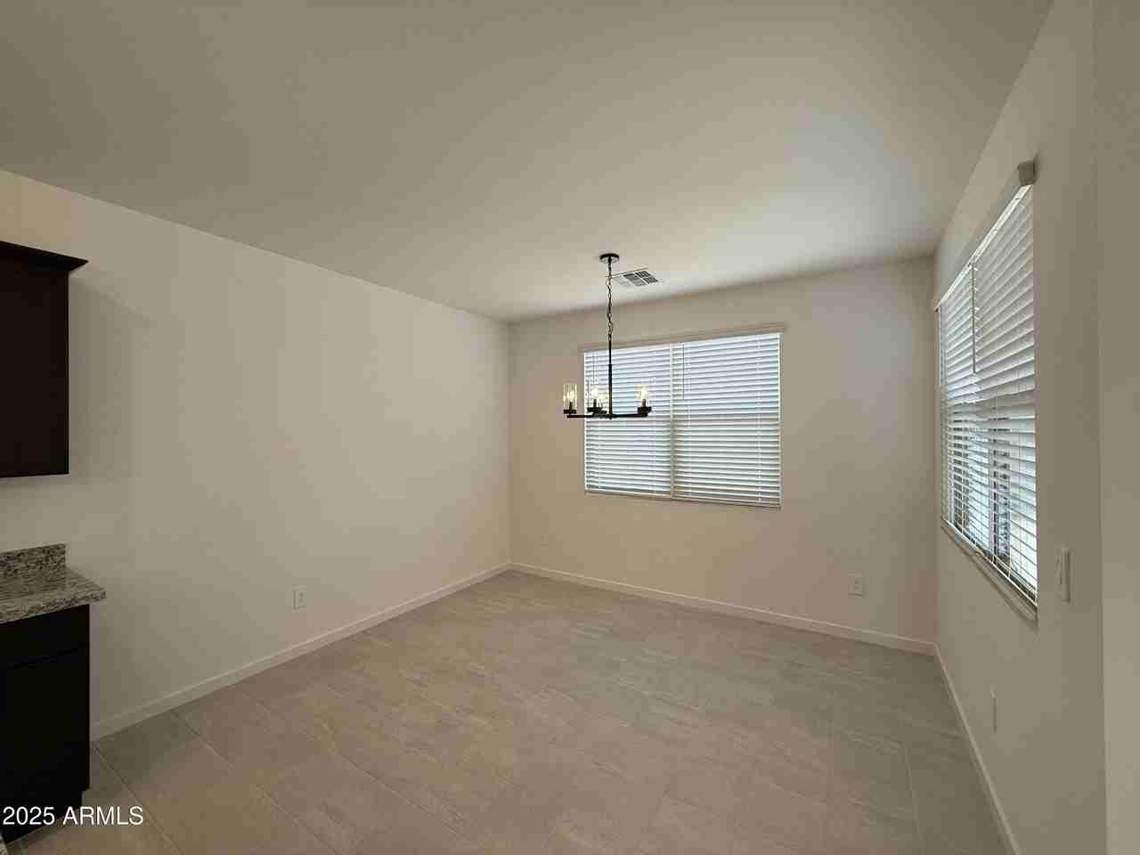 4249 W Hannah St - Photo 5 of 28