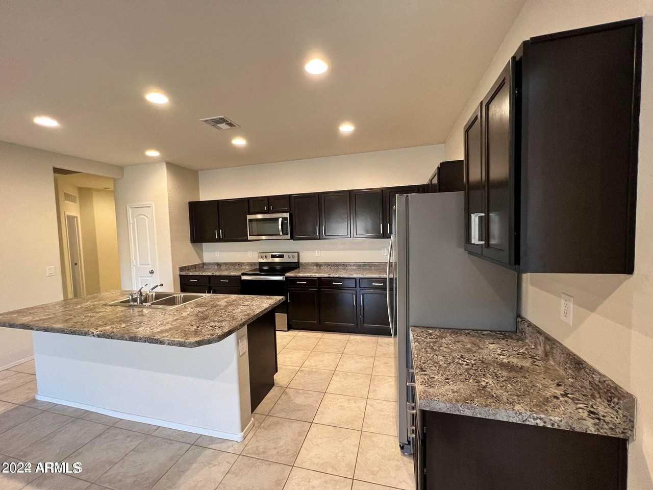 1259 E Eric Pl - Photo 4 of 20