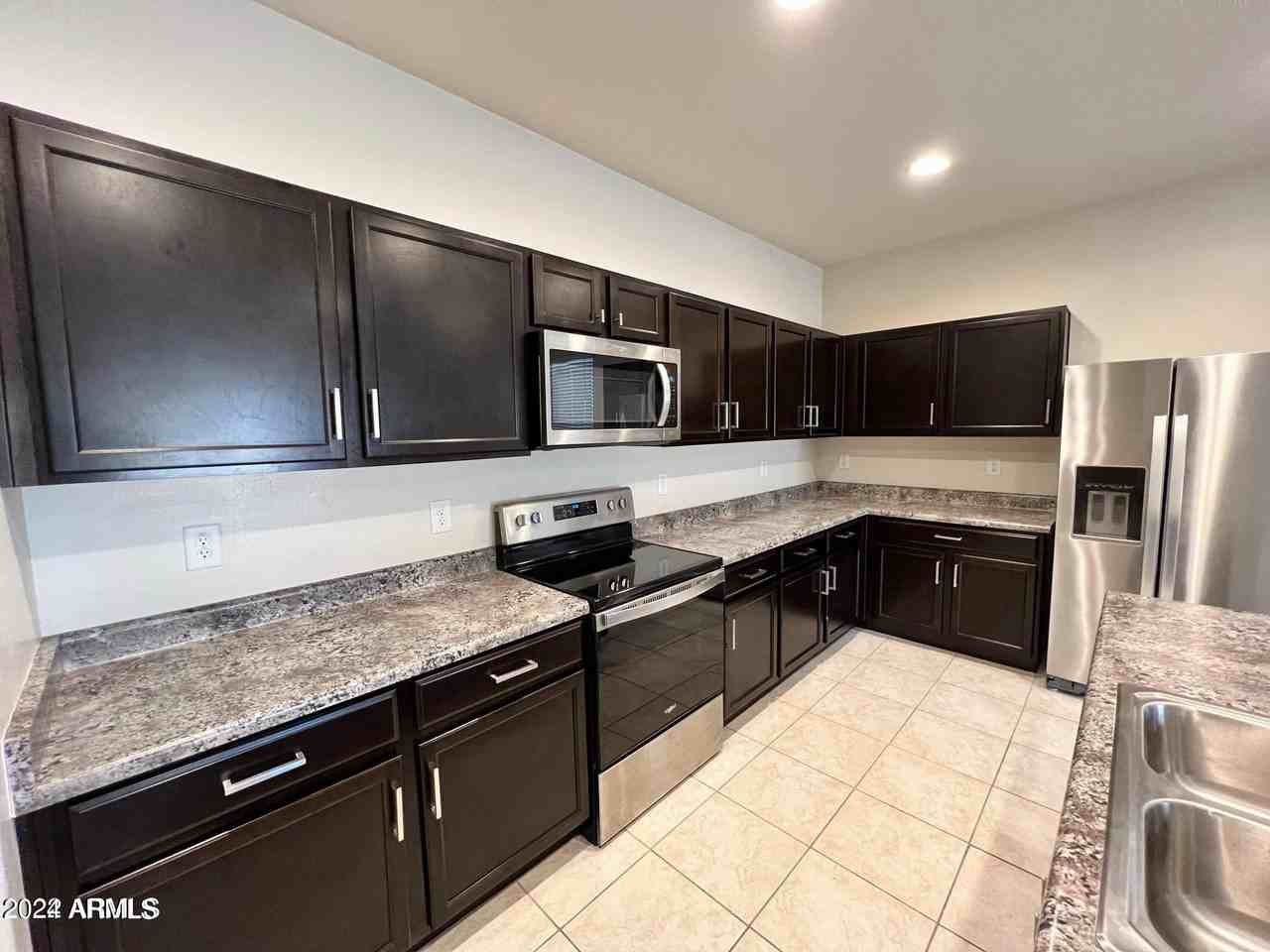 1259 E Eric Pl - Photo 5 of 20