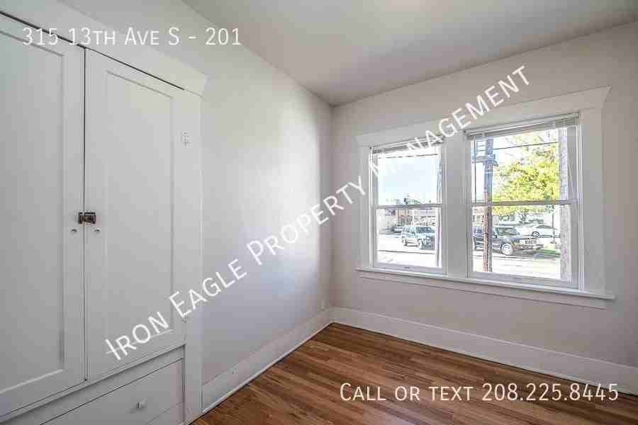 315 13th Ave S #201 - Photo 7 of 12