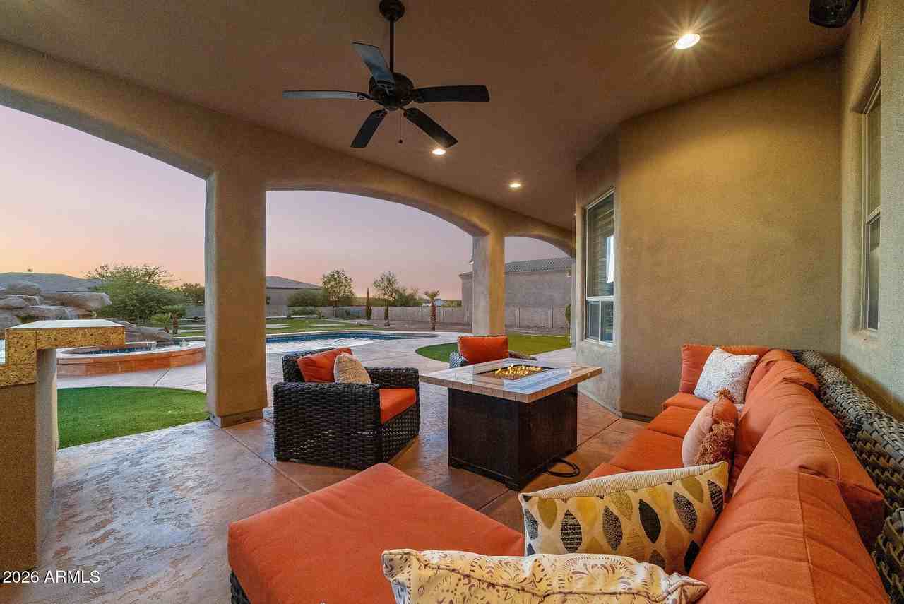 25824 S 194th St - Photo 7 of 50