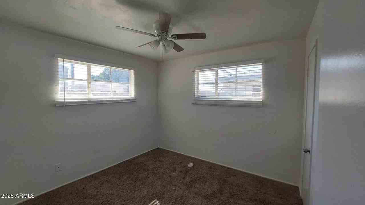 8815 N 28th Ave - Photo 7 of 15