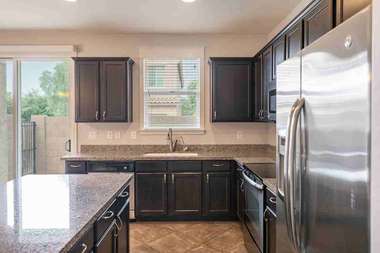 4060 E Vest Ave - Photo 7 of 35