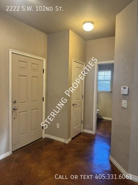 2222 Sw 102nd St - Photo 5 of 37
