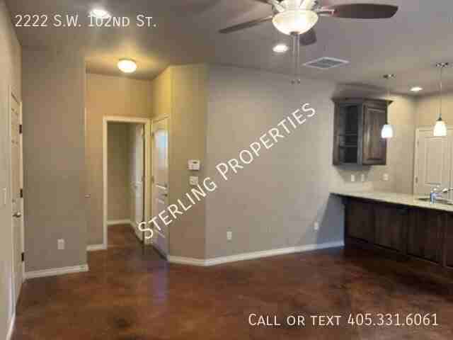 2222 Sw 102nd St - Photo 7 of 37