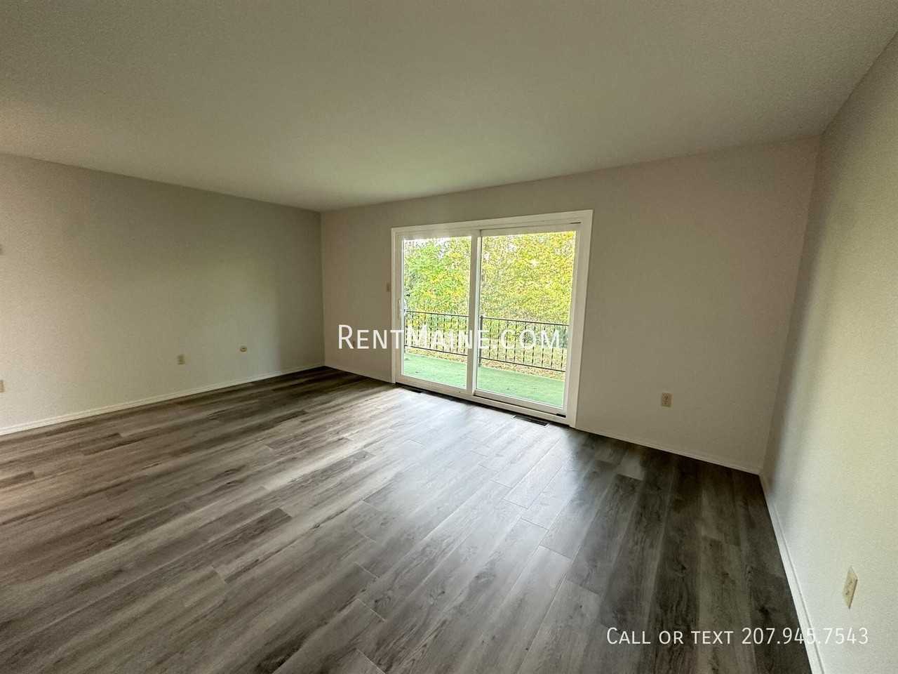 43 Longrale Park Apt D - Photo 7 of 22