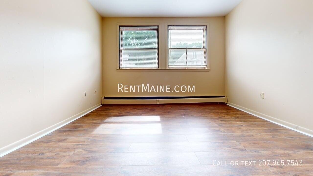 47 Sanford St #6 - Photo 4 of 11