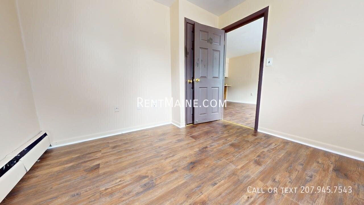 47 Sanford St #6 - Photo 6 of 11